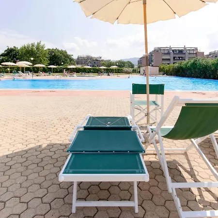 Santa Costanza-1 By Interhome * Сан-Винченцо